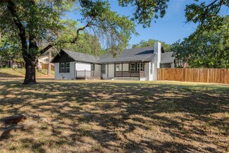 1101 Lakeview Dr, Azle, TX 76020