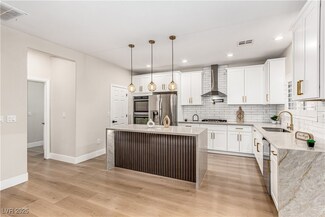 2424 Manchester Bay Ave, North Las Vegas, NV 89031