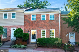 8493 Buckeye Ct, Manassas, VA 20110