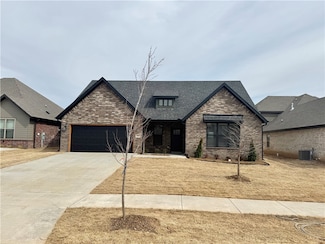 4507 SW Elderwood St, Bentonville, AR 72713