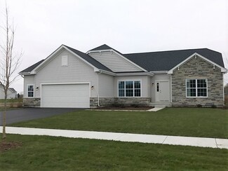 116 W Ashton Dr, Maple Park, IL 60151