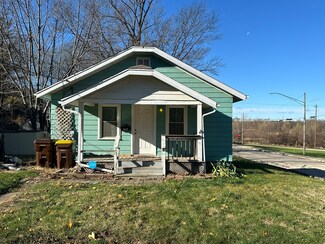 326 Carbaugh Ave, Rockford, IL 61101