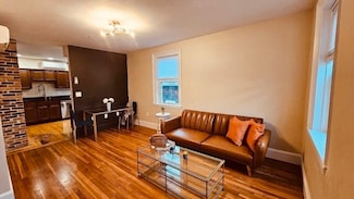 132 North St Unit 3, Salem, MA 01970