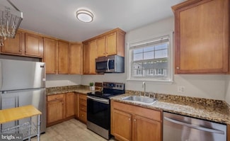 19 Post Office Ave Unit 203, Laurel, MD 20707
