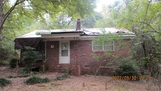 207 Willow Row, Westminster, SC 29693