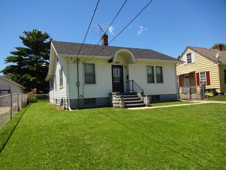 1257 Clover Ave, Rockford, IL 61102
