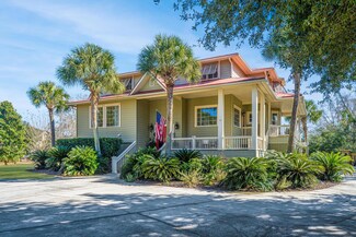 7869 Gull Bay Dr, Awendaw, SC 29429