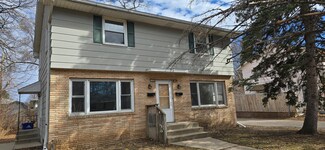 1656 Mcafee St, Saint Paul, MN 55106
