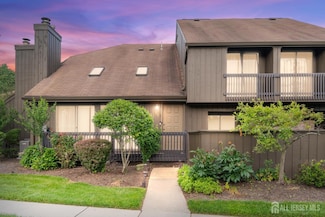 348 Westgate Dr, Edison, NJ 08820