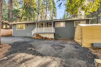 6922 Ridgeway Dr, Pollock Pines, CA 95726