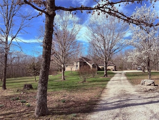 11175 S Highway 68, Saint James, MO 65559