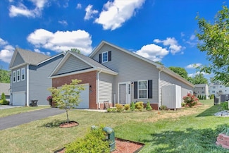 8355 Leighburn Dr, Roanoke, VA 24019