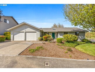 1385 Tiburon Ct SE, Salem, OR 97302
