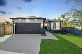 9720 Garcroft St, Houston, TX 77029