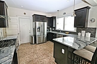 42 Harbor View Ave Unit 1, Winthrop, MA 02152