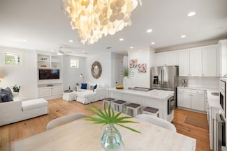 402 Redbud Ln, Alys Beach, FL 32461