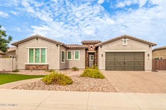5792 S Fawn Ave, Gilbert, AZ 85298