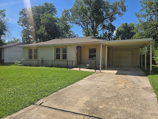 5320 Sabelle Ln, Haltom City, TX 76117