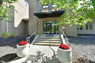 8555 One West Dr Unit 301, Indianapolis, IN 46260