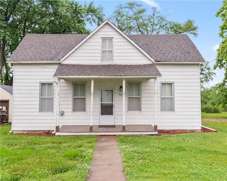 801 S Saint Louis St, Concordia, MO 64020