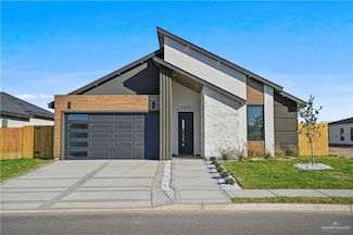 2408 N Gaytan Ave, Edinburg, TX 78542