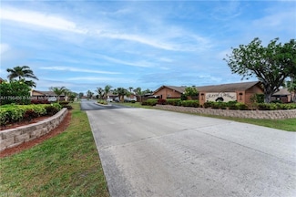 6312 Royal Woods Dr, Fort Myers, FL 33908