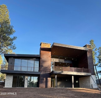 3699 S Woodland Hills Dr, Flagstaff, AZ 86005