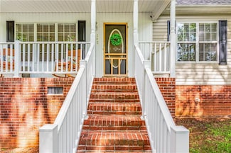 162 N Hazelwood Dr, Mocksville, NC 27028