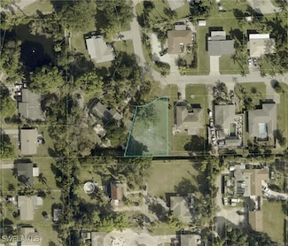 4208 Riverview Rd, Fort Myers, FL 33905