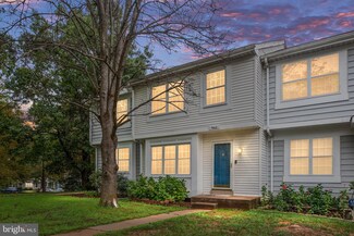 15402 Beachwater Ct, Dumfries, VA 22025