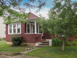 415 Cross St, Goshen, IN 46528