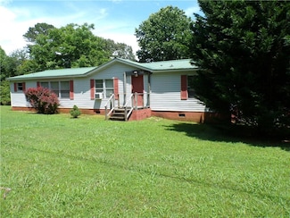 2900 Hitt Rd, Cumming, GA 30041