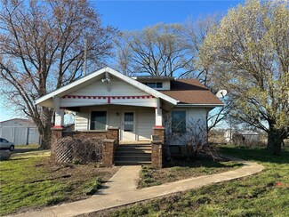 1025 County Highway 12, Tower Hill, IL 62571
