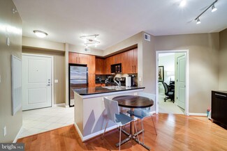 1021 N Garfield St Unit 314, Arlington, VA 22201
