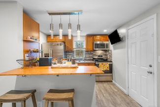 684 Main St, Plymouth, CT 06782