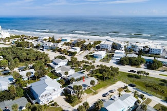 922 Locust St, New Smyrna Beach, FL 32169