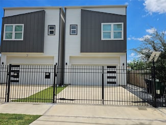 1508 Weiss St, Houston, TX 77009