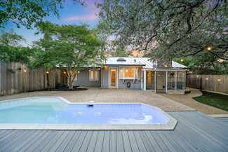 3514 Lakeland Dr, Austin, TX 78731