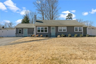 7 Congress Rd, Barrington, RI 02806