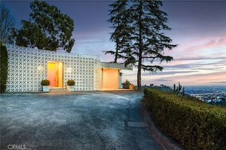 2744 Cardwell Place, Los Angeles, CA 90046