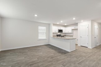 3408 Alibird Cir, Carthage, NC 28327