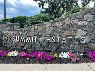 1006 Paradise Rd Unit 1N, Swampscott, MA 01907