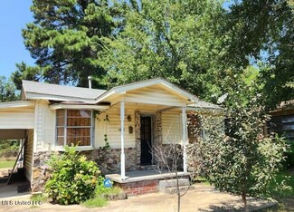 2829 Comfort St, Jackson, MS 39213