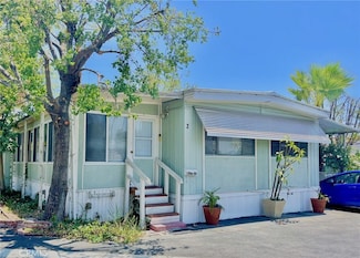 2 Donna Way, Los Angeles, CA 91345