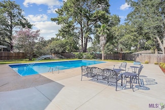 5406 Bogey Dr, Zachary, LA 70791