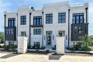 3233 W Friendly Ave, Greensboro, NC 27408