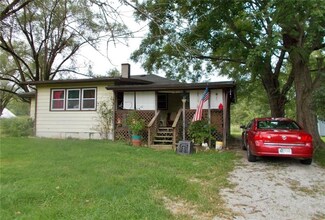 5450 E North St, Butlerville, IN 47223