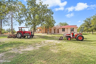 300 Ruffian Way, Clint, TX 79836