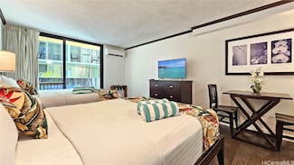 2425 Kuhio Ave Unit 308, Honolulu, HI 96815