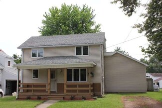 105 E South St, Morrison, IL 61270